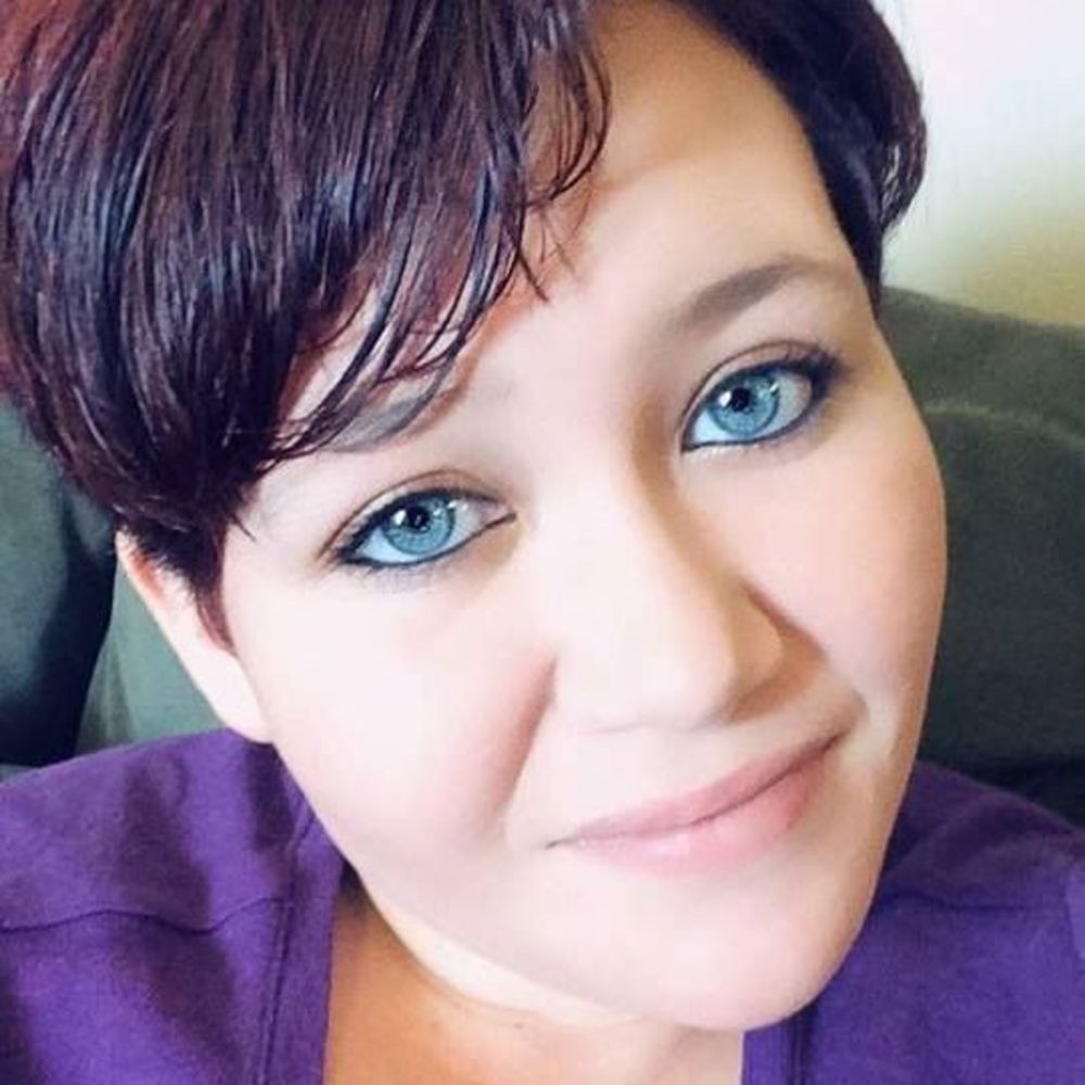 Meet your Posher, Annette